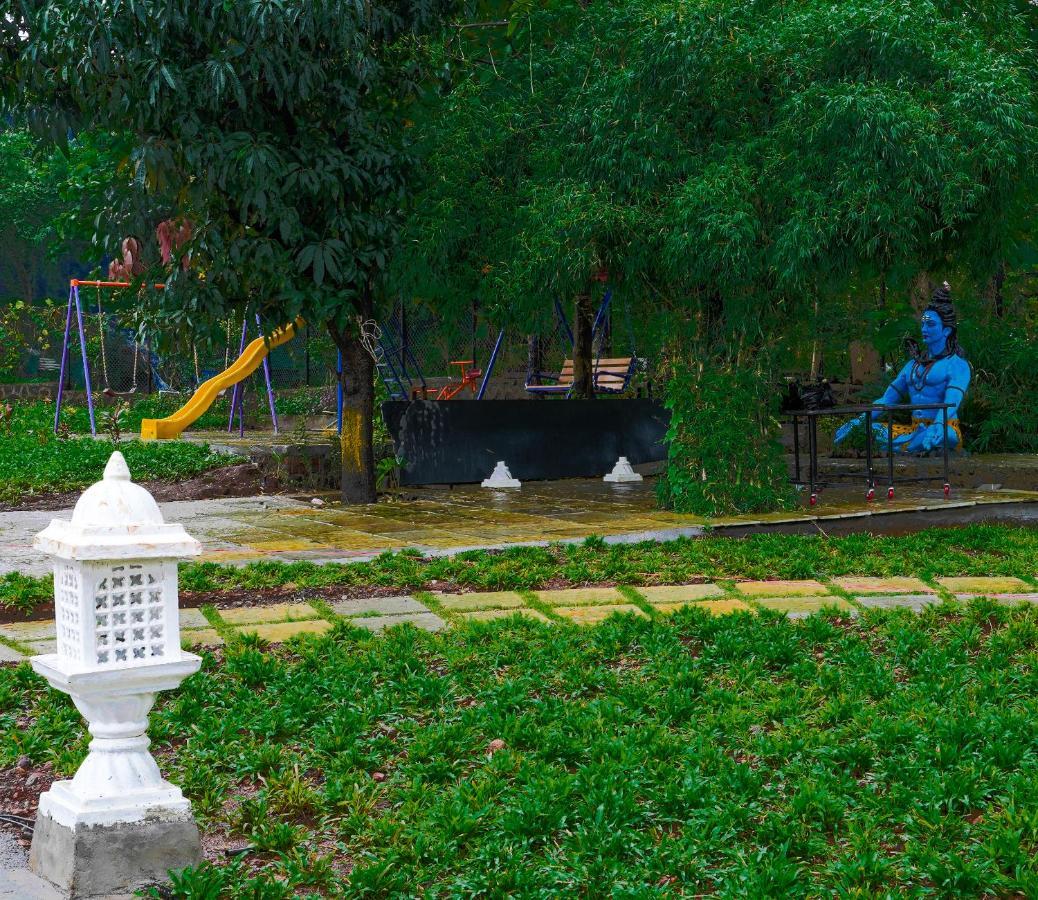 Ninad Homestays Karjat Ngoại thất bức ảnh