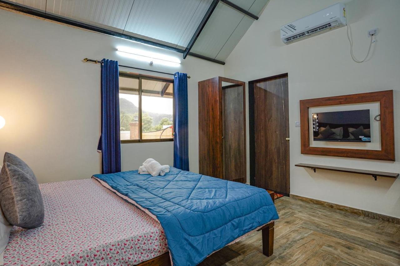 Ninad Homestays Karjat Ngoại thất bức ảnh