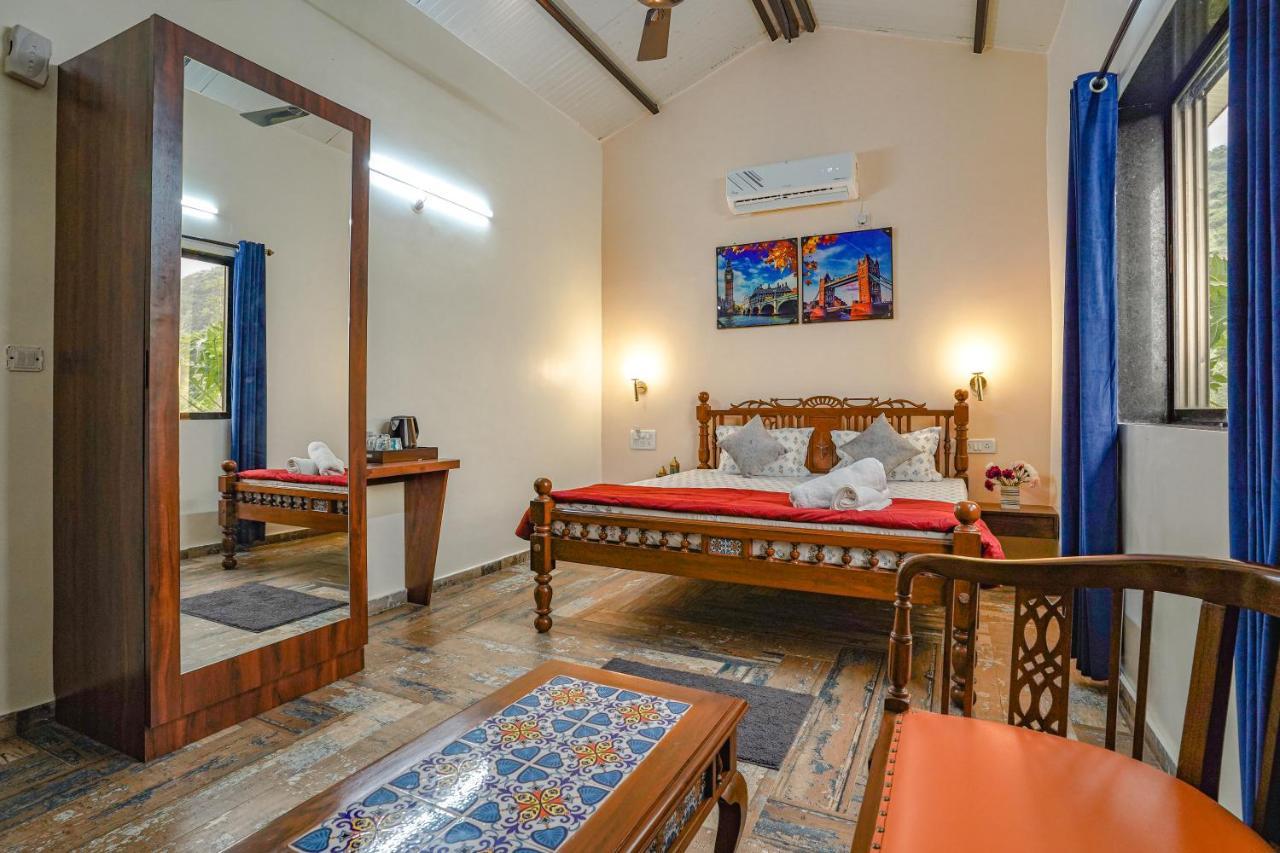 Ninad Homestays Karjat Ngoại thất bức ảnh