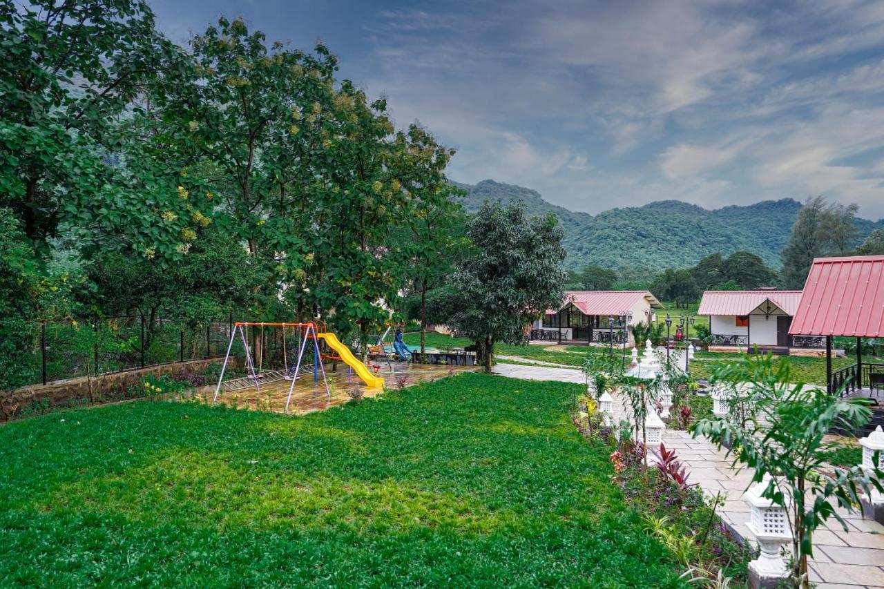 Ninad Homestays Karjat Ngoại thất bức ảnh