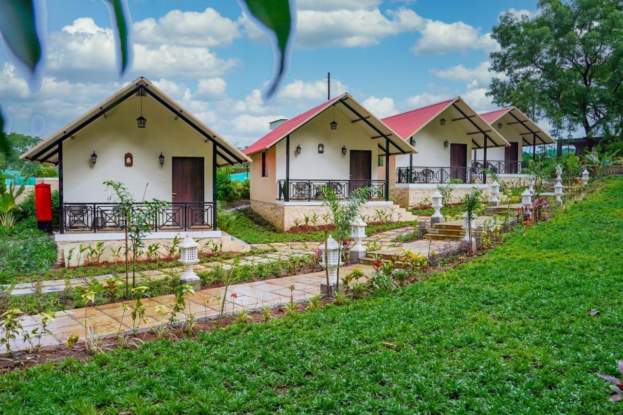 Ninad Homestays Karjat Ngoại thất bức ảnh