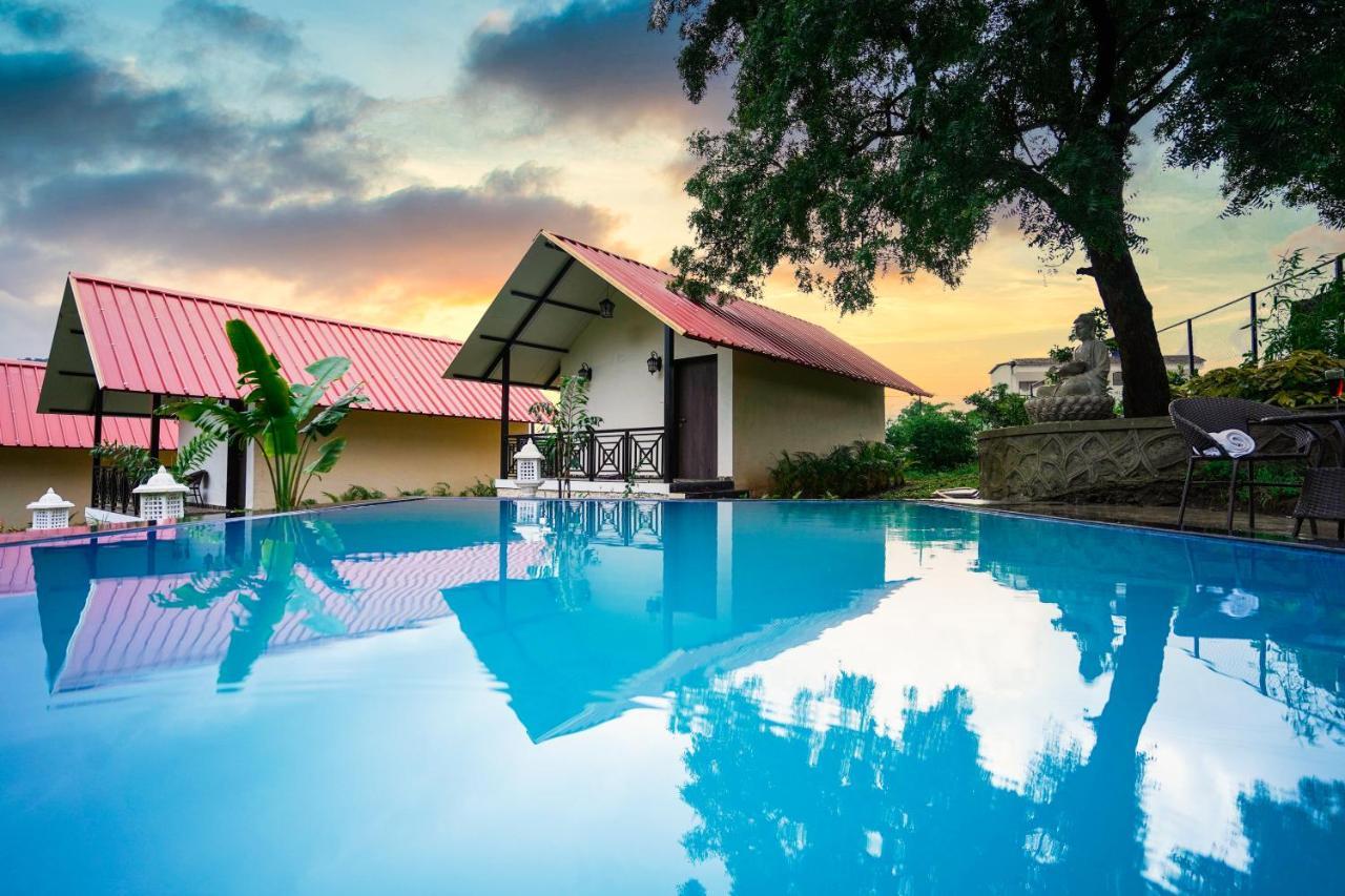Ninad Homestays Karjat Ngoại thất bức ảnh